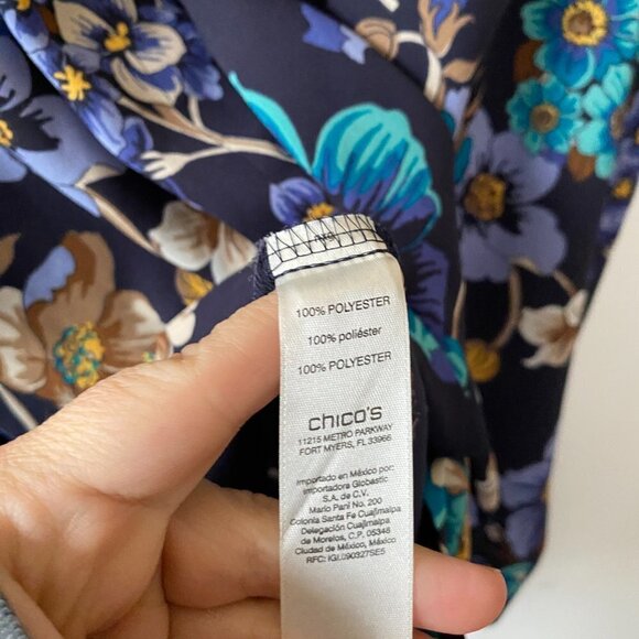 Chico's Cold-Shoulder Blouse Womens Small Blue Floral Collared Button Front - Picture 5 of 8